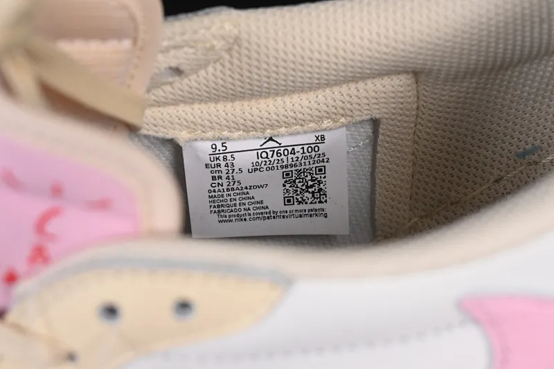 All categories Air Jordan Jordan series basketball shoes Air Jordan 1 Low pure original version Travis Scott x Air Jordan 1 Low OG AJ1 Joe 1 undercut low IQ7604-100